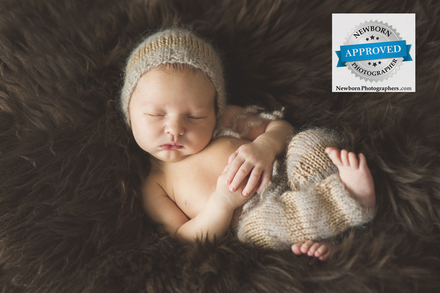 NEWBORN APPROVED PHOTOGRAPHER - ONE OF THE BEST NEWBORN PHOTOGRAPHERS IN POLAND